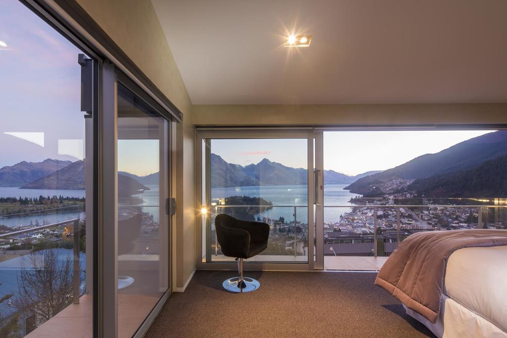 Villa De Luxe, A Relax It'S Done Luxury Holiday Home Queenstown Zewnętrze zdjęcie